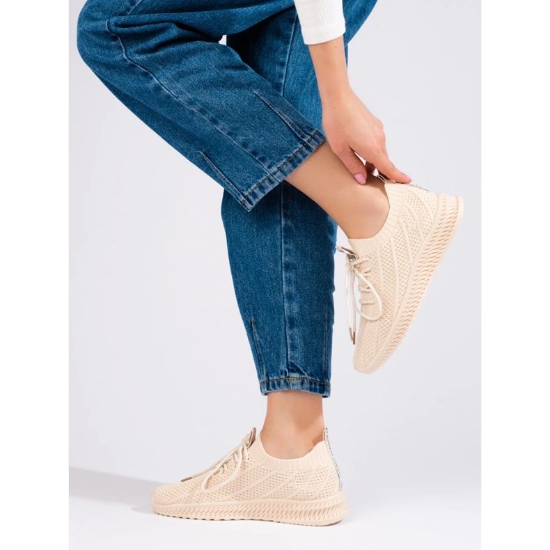 Scarpe sportive da donna in tessuto leggero Shelovet beige 2