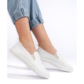 Sneakers bianche traforate da donna beige 1
