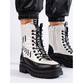 Borse termiche da donna sulla piattaforma Vinceza in bianco e nero 1