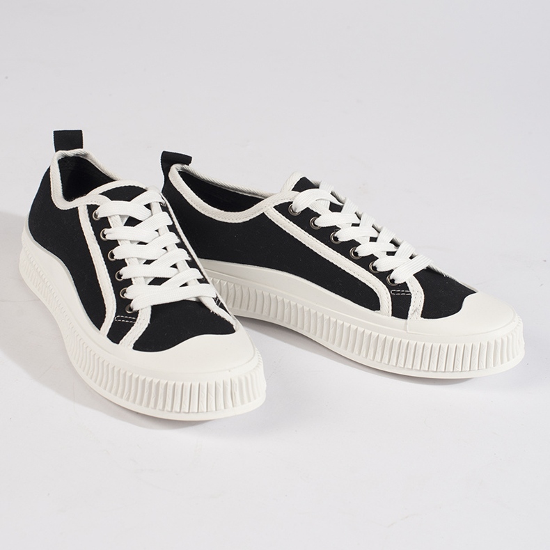 Sneakers nere con plateau da donna nero 1