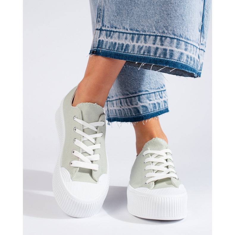 Sneakers da donna con plateau di colore verde 1