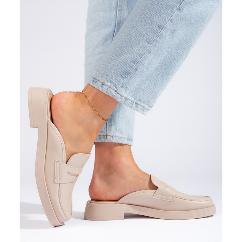 Infradito da donna chiuse beige 1