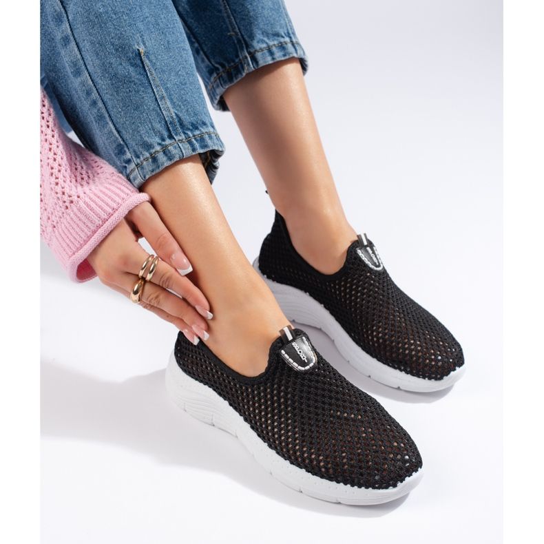 Scarpe sportive slip-on nere traforate nero 1