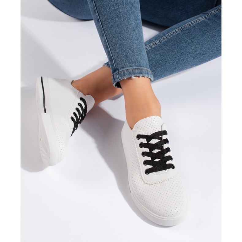 Sneakers da donna bianche con lacci neri bianca 1