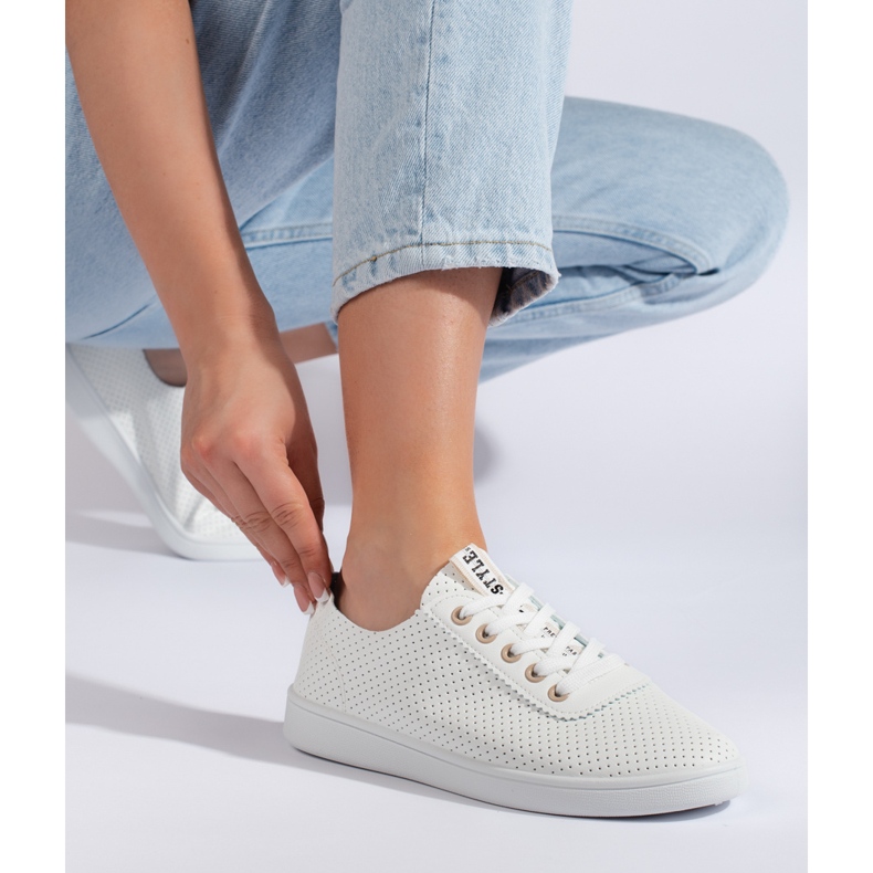 Sneakers da donna bianche traforate bianco 1
