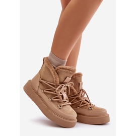 Doposci Tamidra beige scuro sulla piattaforma 1