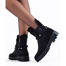 Stivaletti Chelsea neri da donna sulla piattaforma Vinceza realizzati in suede ecologico nero 1