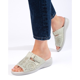 Infradito da donna traforati con comoda zeppa grigio 1