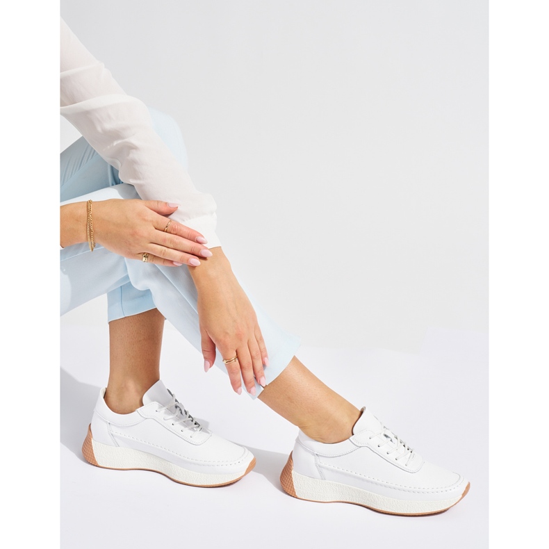 Sergio Leone Scarpe sportive da donna bianche in pelle traforata bianca 2