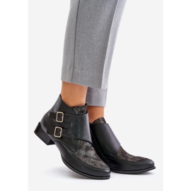 Stivaletti In Pelle Con Tacco Basso Con Fibbie Maciejka 06696-01 Nero 1