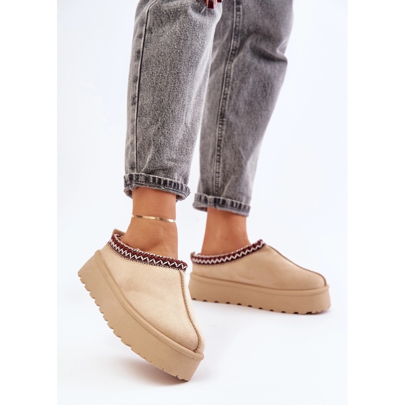 Stivali da neve bassi da donna con ricamo sulla piattaforma Narirya beige chiaro 1