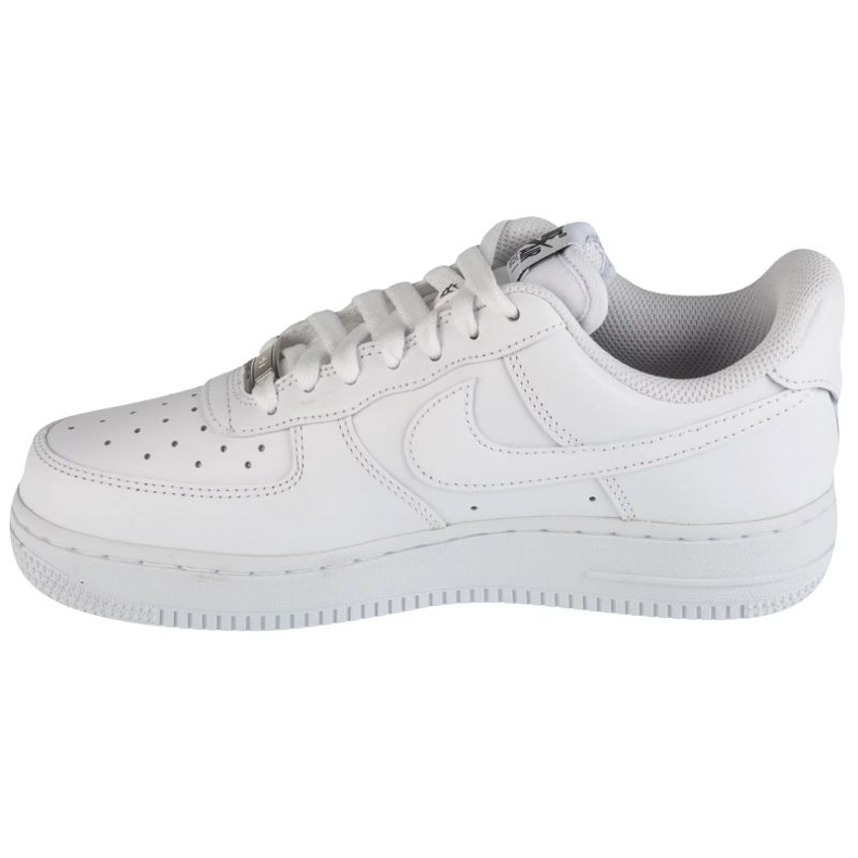 Scarpe Nike Air Force 1 07 DX5883-100 bianco 1