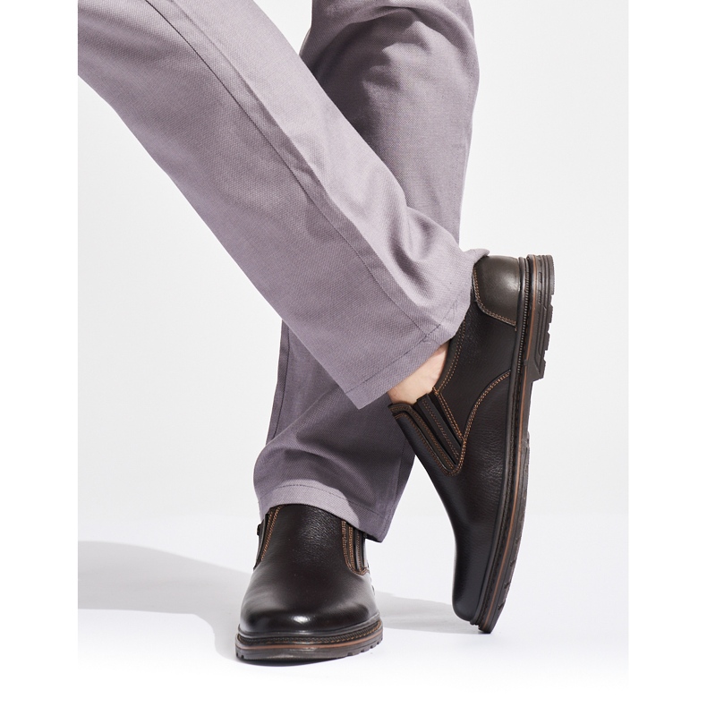 Scarpe da uomo marrone scuro 1