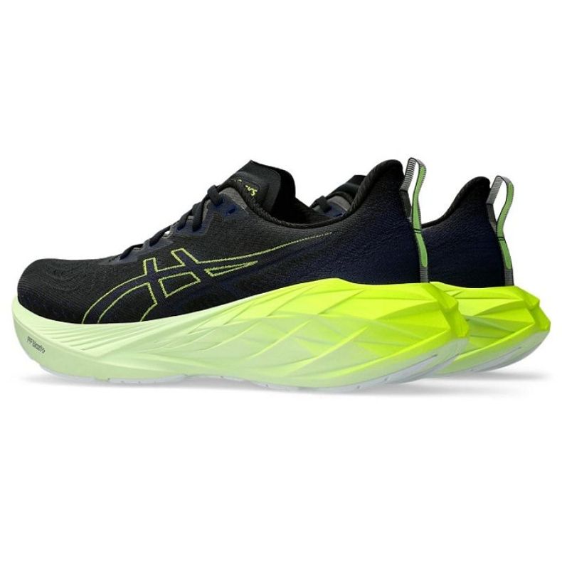 Scarpe Asics Novablast 4 1011B693-003 nero 3