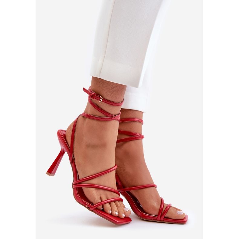 Eleganti sandali con tacco alto con cinturini rossi Saredi rosso 1