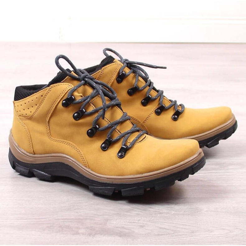 Scarponcini da trekking ad alto isolamento Kornecki KOR6717A marrone 1