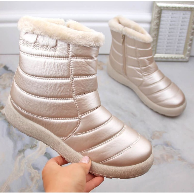 Doposci impermeabili in vernice News W EVE181E beige 1