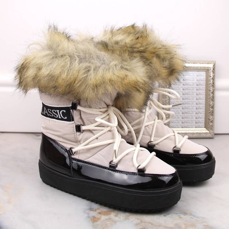 Doposci stringati Vinceza W JAN262 beige con pelliccia 1