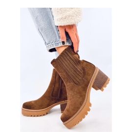 Stivaletti Chelsea con tacco alto marrone 1