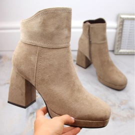 Stivaletti in pelle scamosciata isolanti con tacco alto e plateau M.Daszyński W SAN24B, beige 1