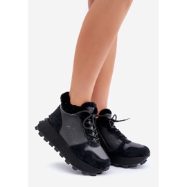 Sneakers Trapper da donna in pelle con pelliccia sulla piattaforma Big Star OO274A329 Nero 1