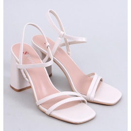 Seastar Sandali beige con tacco stabile 1