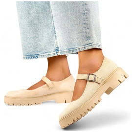Décolleté da donna in pelle scamosciata fissate con fibbia beige 1
