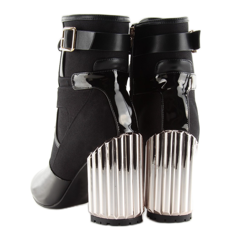 Stivali neri con tacco metallico nero 1