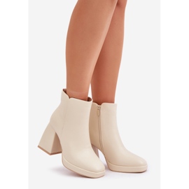 Stivaletti con tacco alto in ecopelle beige chiaro 1