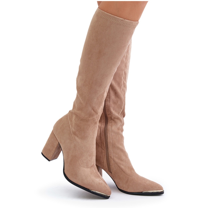 Bestelle Stivali in eco suede con tacco largo, beige 5