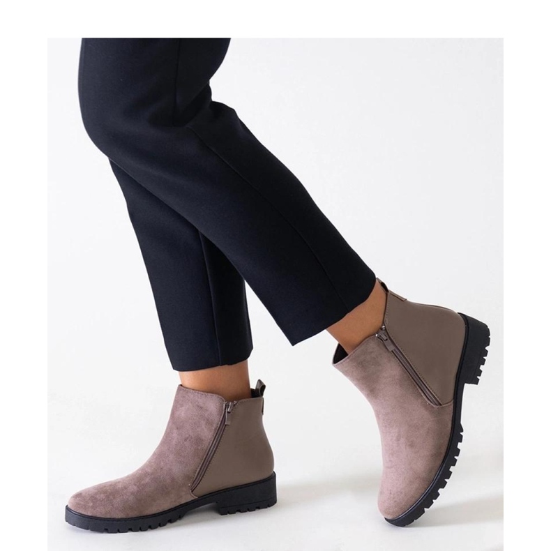 Stivali platform marroni realizzati in eco-camoscio Kirla - Solea marrone 1