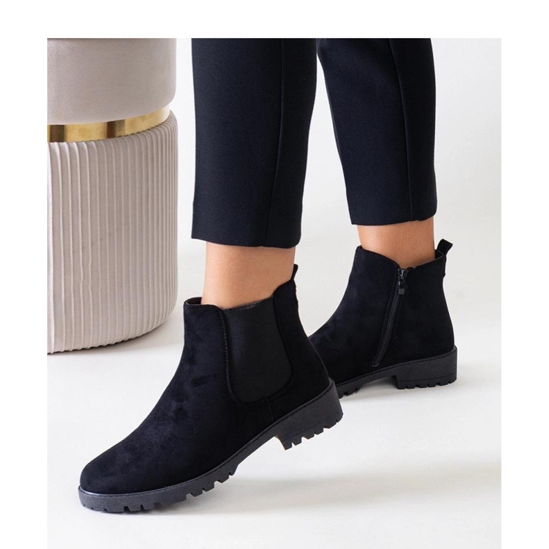 Stivaletti casual classici neri realizzati in eco-camoscio Sabre - Solea nero 1