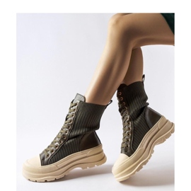 Stivaletti verde scuro con suola spessa e leggera Vitto - Solea 1