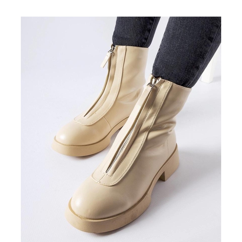 Stivaletti beige isolanti con cerniera 1