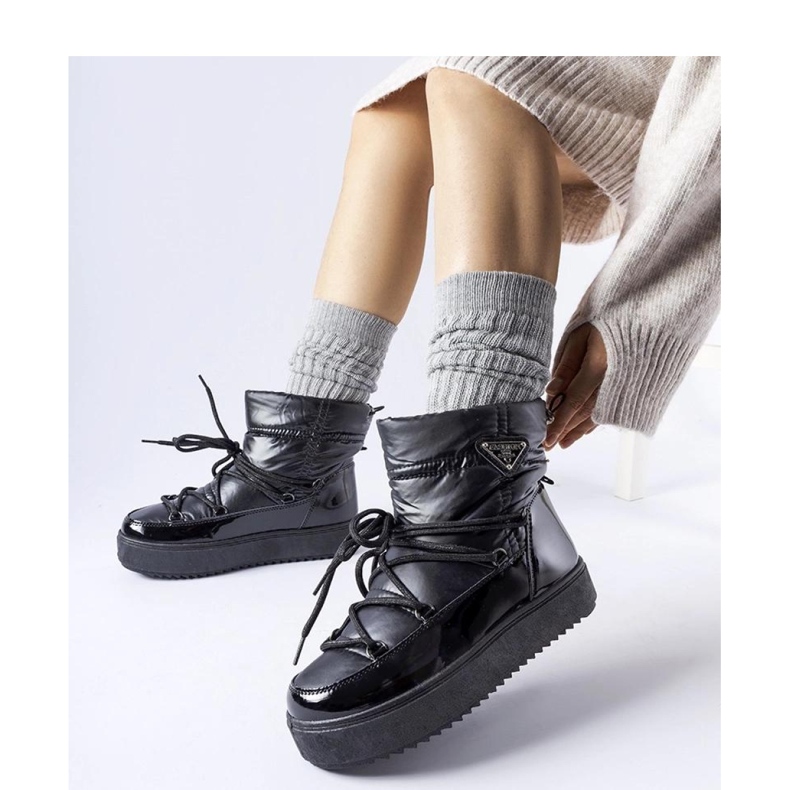 Doposci neri isolanti con elastico nero 1