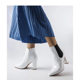 Stivaletti in vernice bianca con cerniera bianco 1