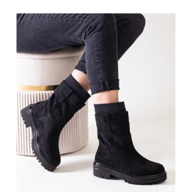 Stivaletti slip-on neri con calzino nero 1