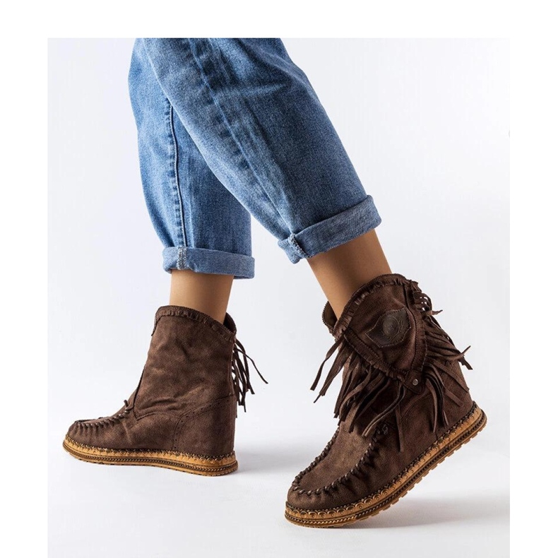 Stivali marroni con zeppa marrone 2