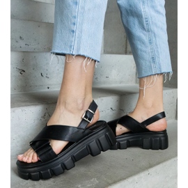 Sandali neri eleganti Torriana con plateau nero 1