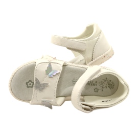 Sandali in velcro per ragazze in Butterflies American Club XD58/22 White bianco 6