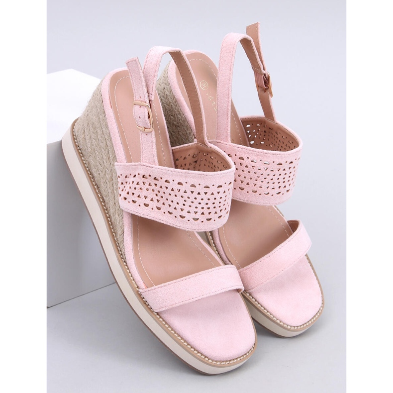 Openwork Espadrilles su un cuneo rosa 1