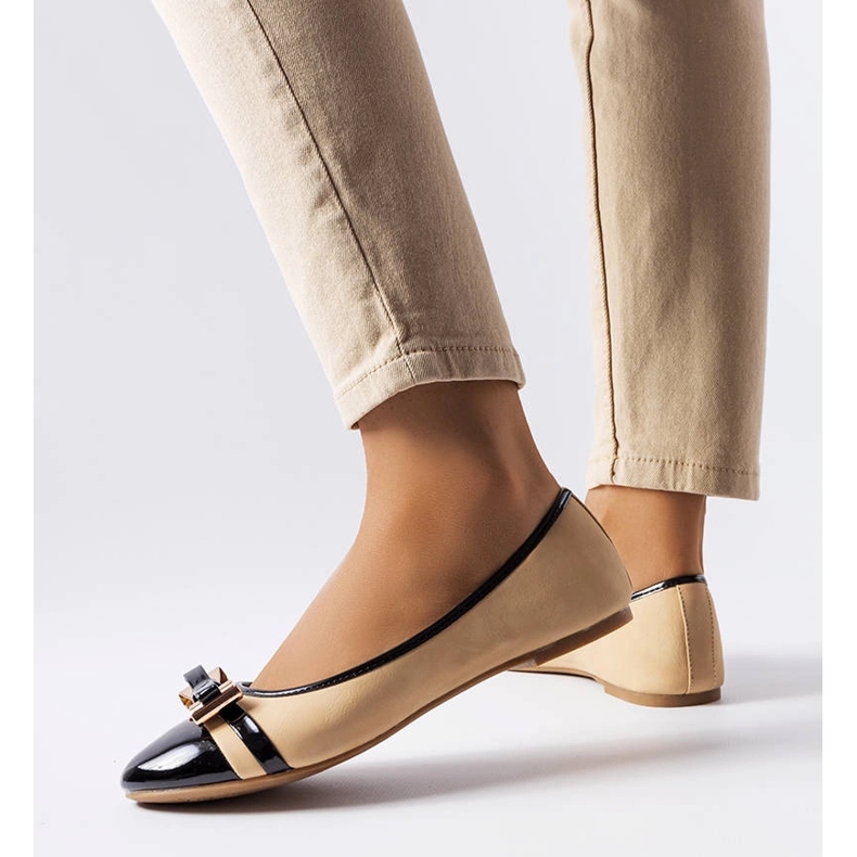 Ballerine nere e beige con fiocco di Dufour 2
