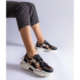Sneakers nere decorate con un filo di zirconi nero 1