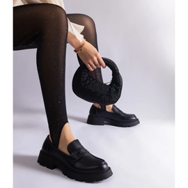 Mocassini neri da donna realizzati in ecopelle nero 1