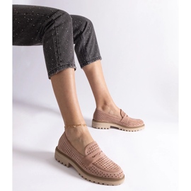 Mocassini traforati rosa realizzati in eco suede 1