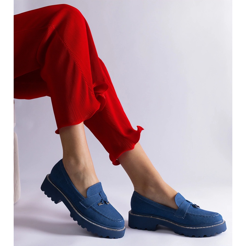 Mocassini in denim blu con un ornamento 2