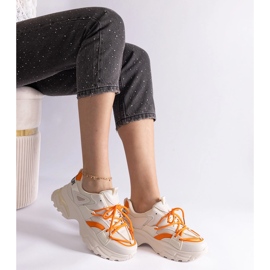 Sneakers sportive da donna beige 2