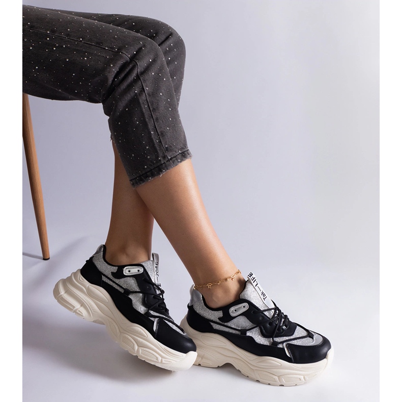 Sneakers nere con inserti glitter nero 2