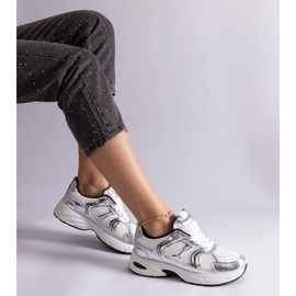 Sneaker bianche e argento da donna d'argento 2