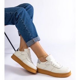 Sneakers bianche stringate con plateau bianco 2